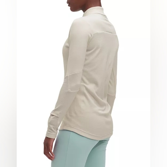 On Climate Shirt - Picture 3 of 7